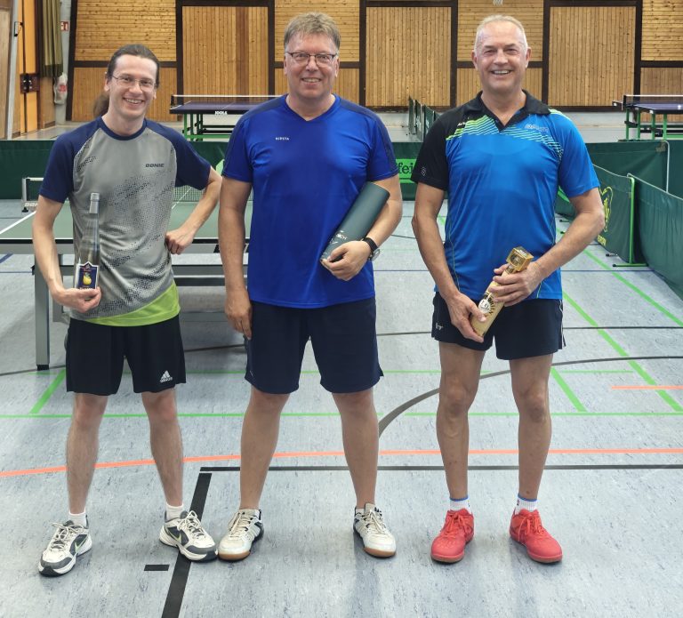 ** Tischtennis ** Rüdiger Bukenberger holt sich den Titel