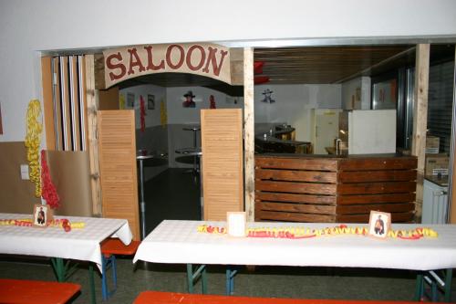 2009.02.31 turnerball 004